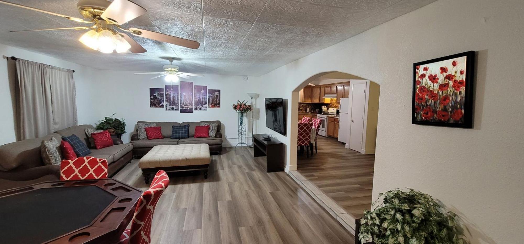Vacation Home 3.5 Mi To Strip/Dt/Outlt Up To 8 Gst Лас-Вегас Экстерьер фото