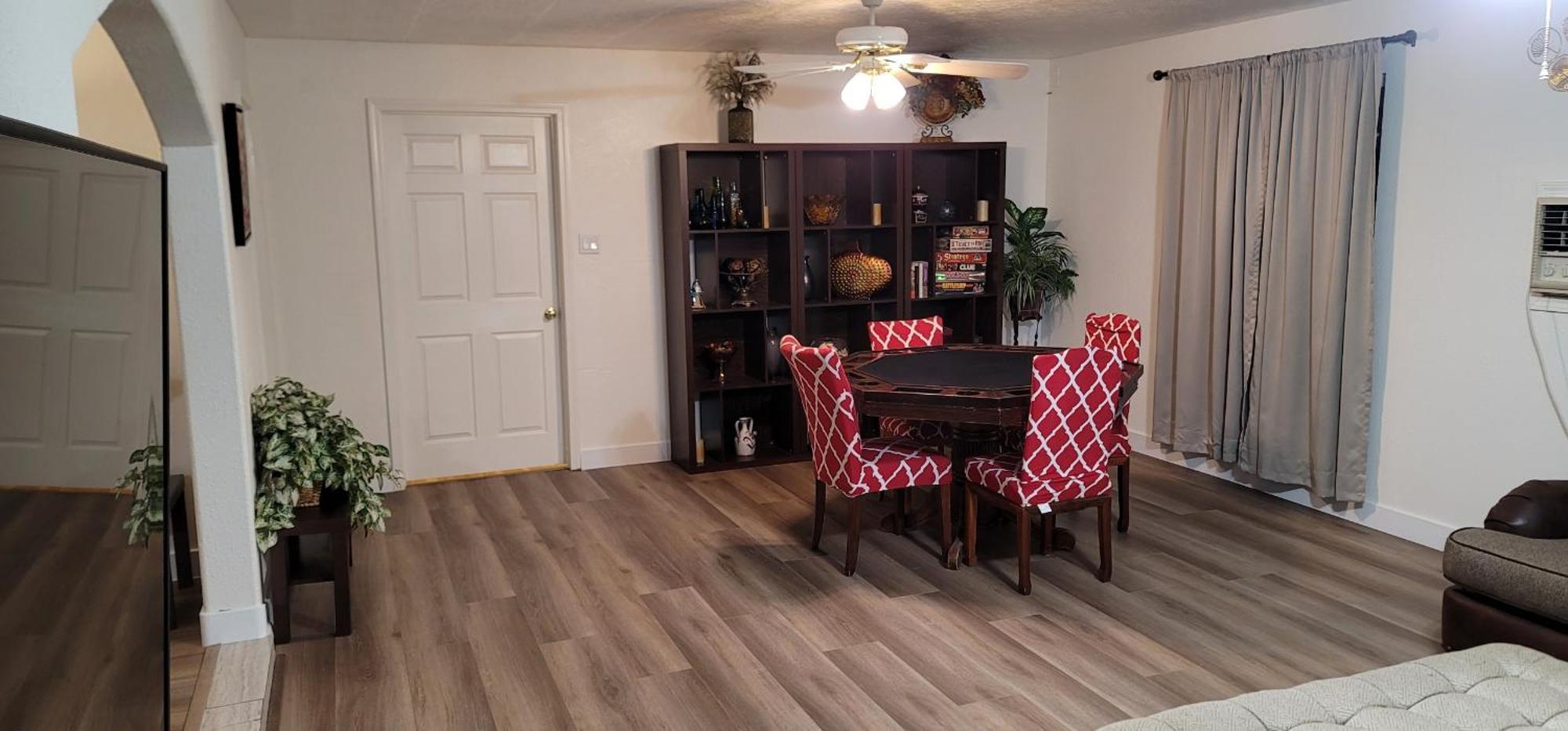 Vacation Home 3.5 Mi To Strip/Dt/Outlt Up To 8 Gst Лас-Вегас Экстерьер фото